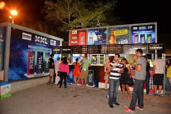 Yanni at Byblos Festival